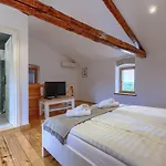 Holiday Home Villa Lucky By Interhome