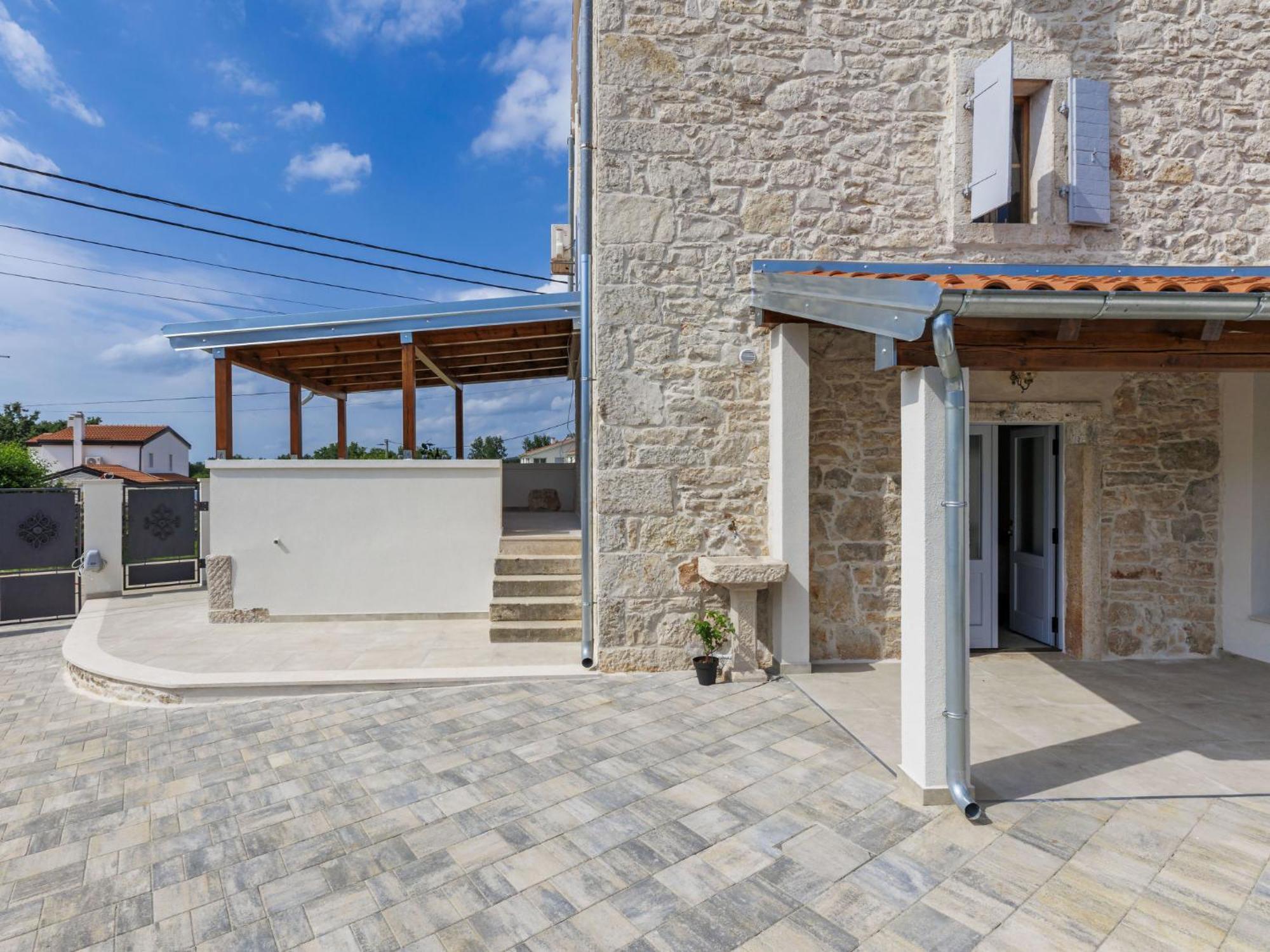 Lucky By Interhome Ferienhaus
