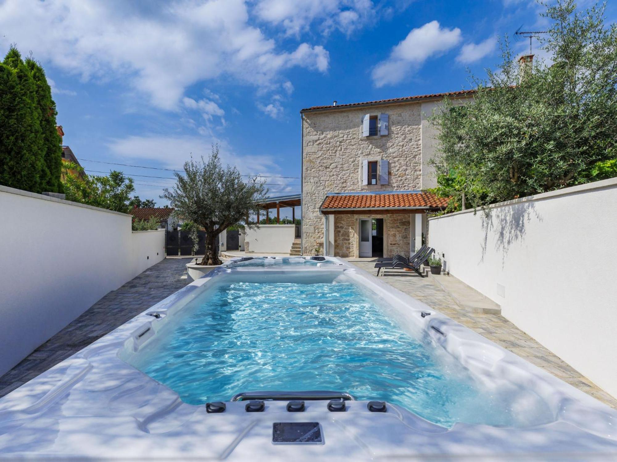 Ferienhaus Lucky By Interhome