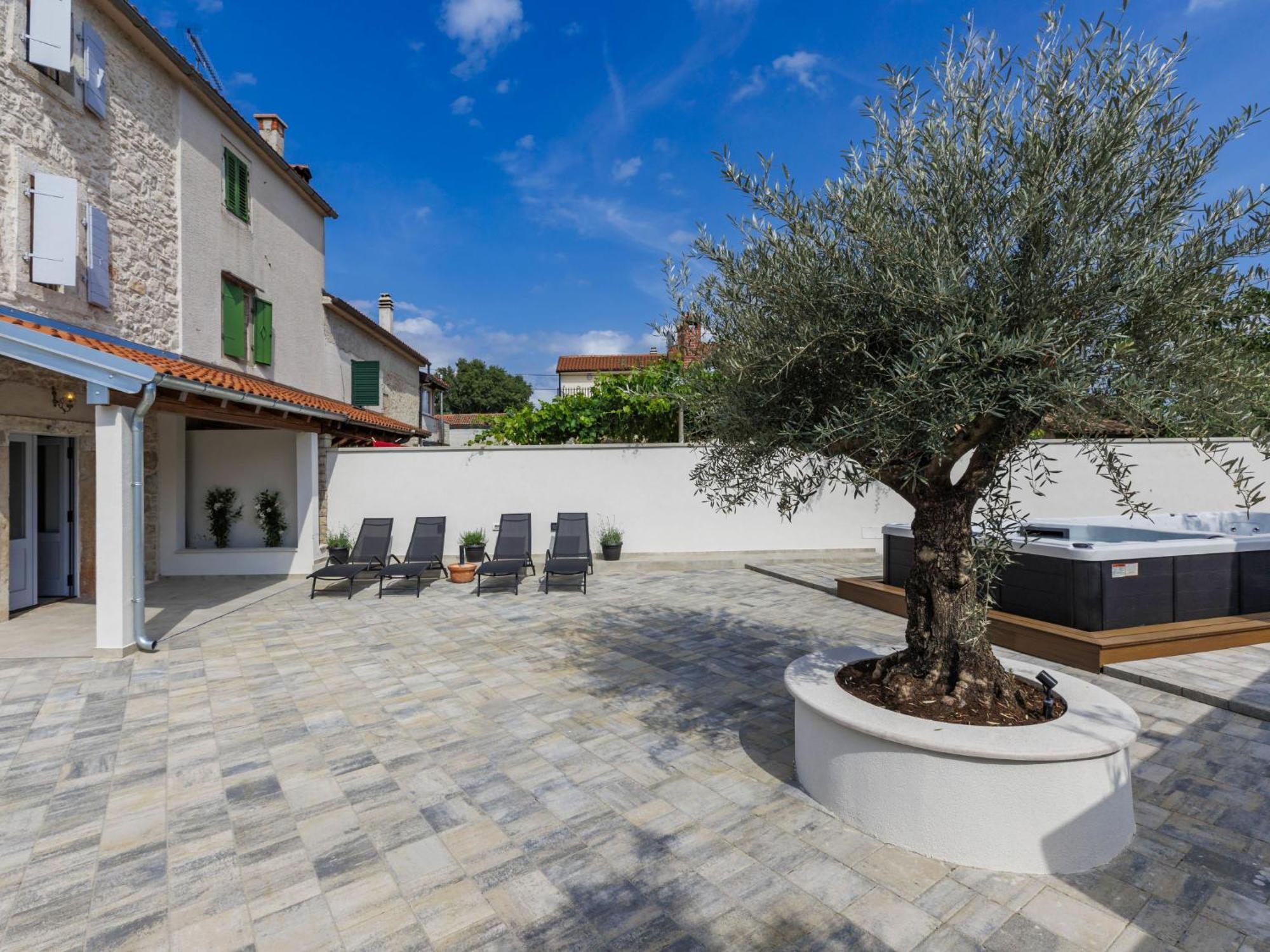 Ferienhaus Lucky By Interhome Poreč