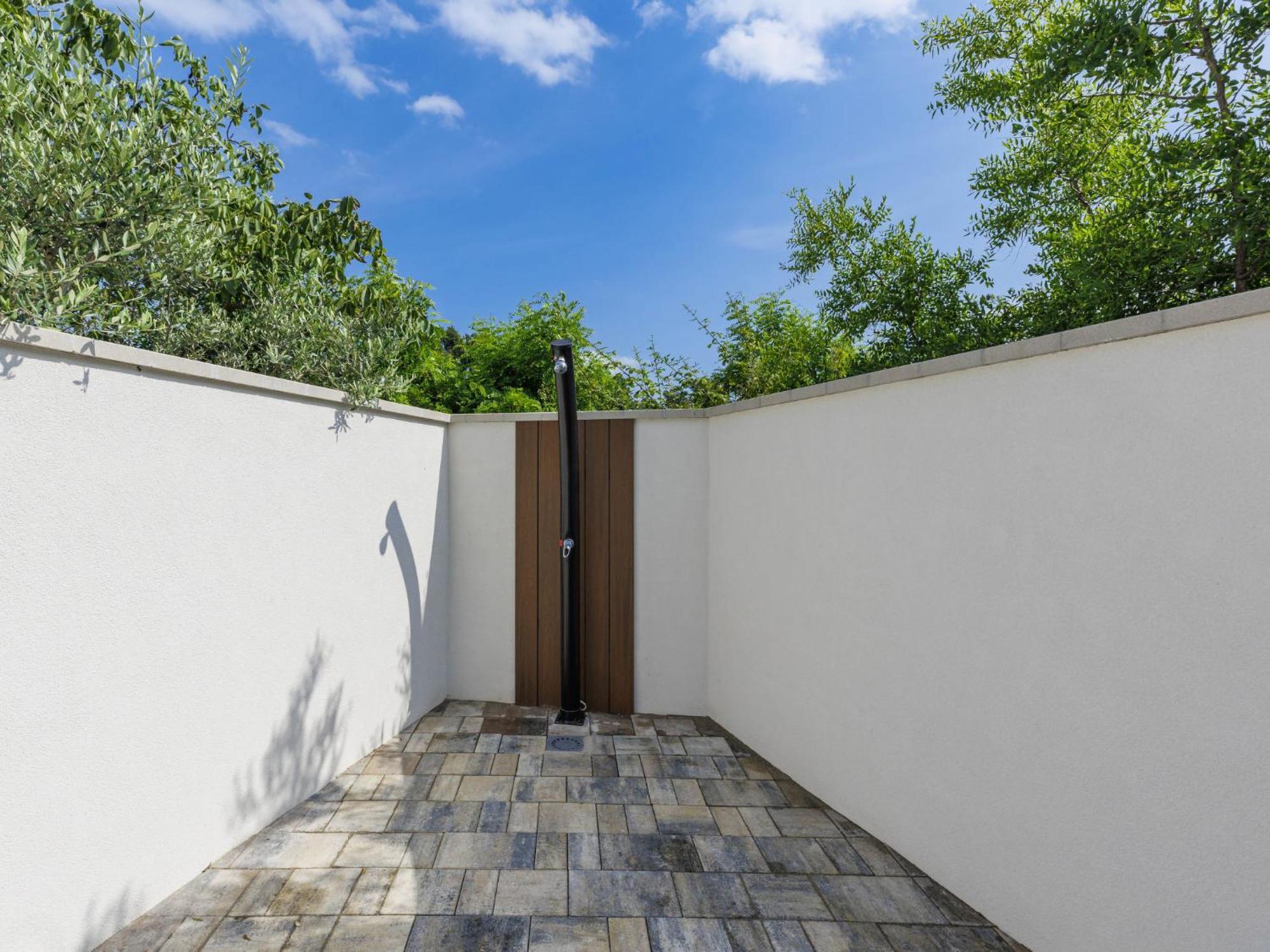 Lucky By Interhome * Poreč